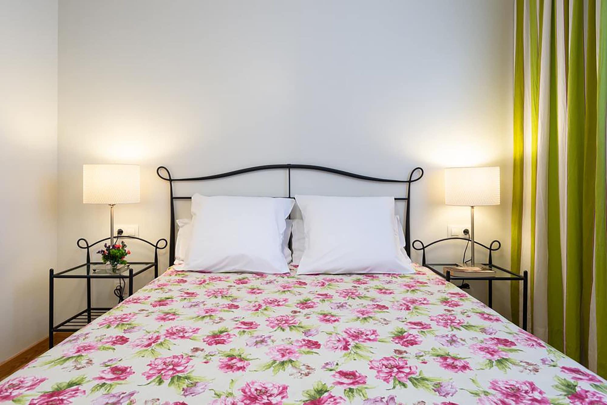 Apartamentos Turisticos Real Valle Ezcaray Zorraquin ภายนอก รูปภาพ